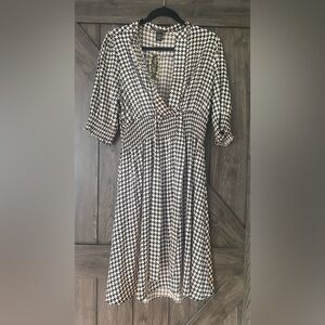 Black & White Vertigo Paris Houndstooth dress, NWT, sz L